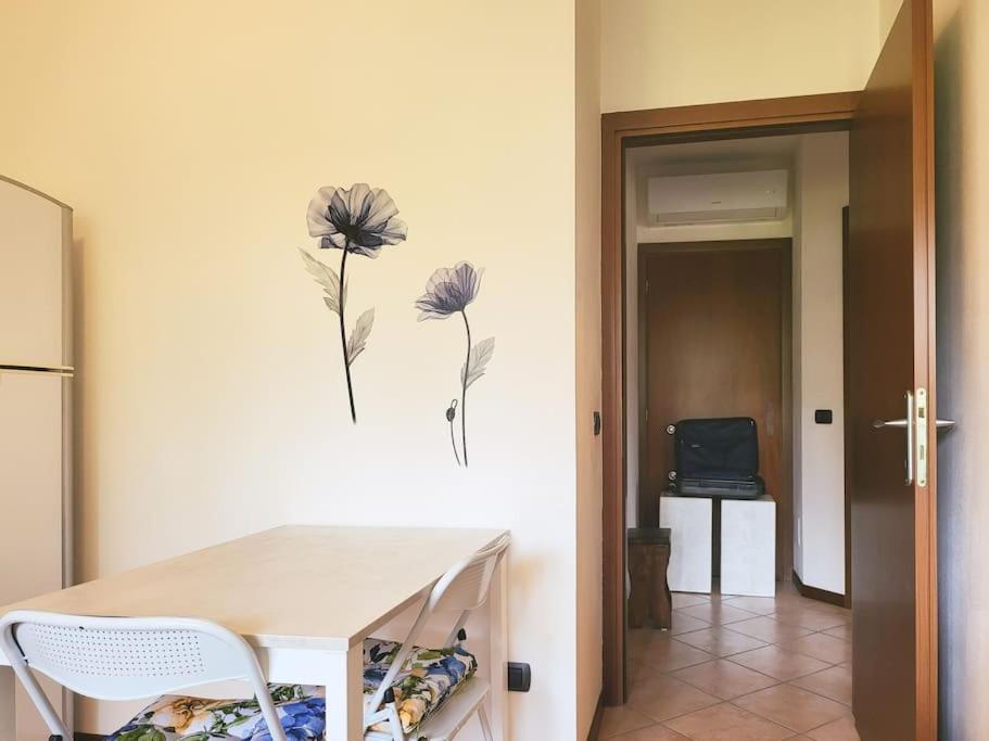 Nido Dei Gelsi Vicino Al Lago Free Parking Интра Экстерьер фото