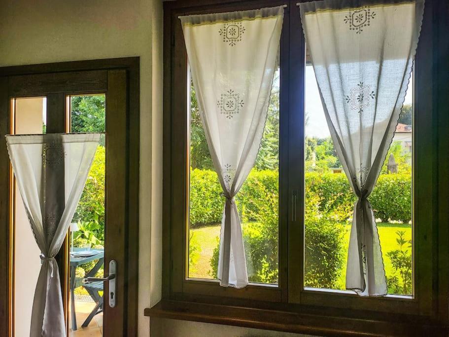 Nido Dei Gelsi Vicino Al Lago Free Parking Интра Экстерьер фото